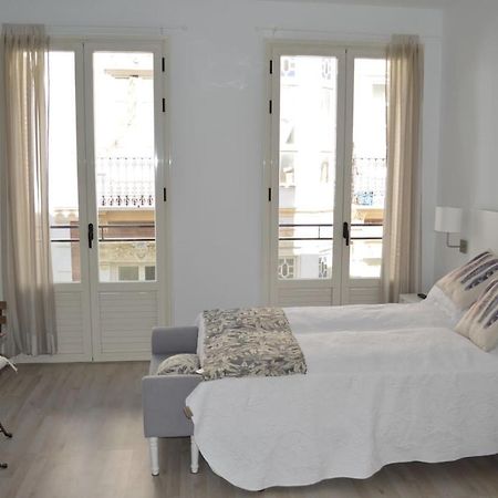 Modern Studio Flat Close To Plaza Merced Málaga Kültér fotó