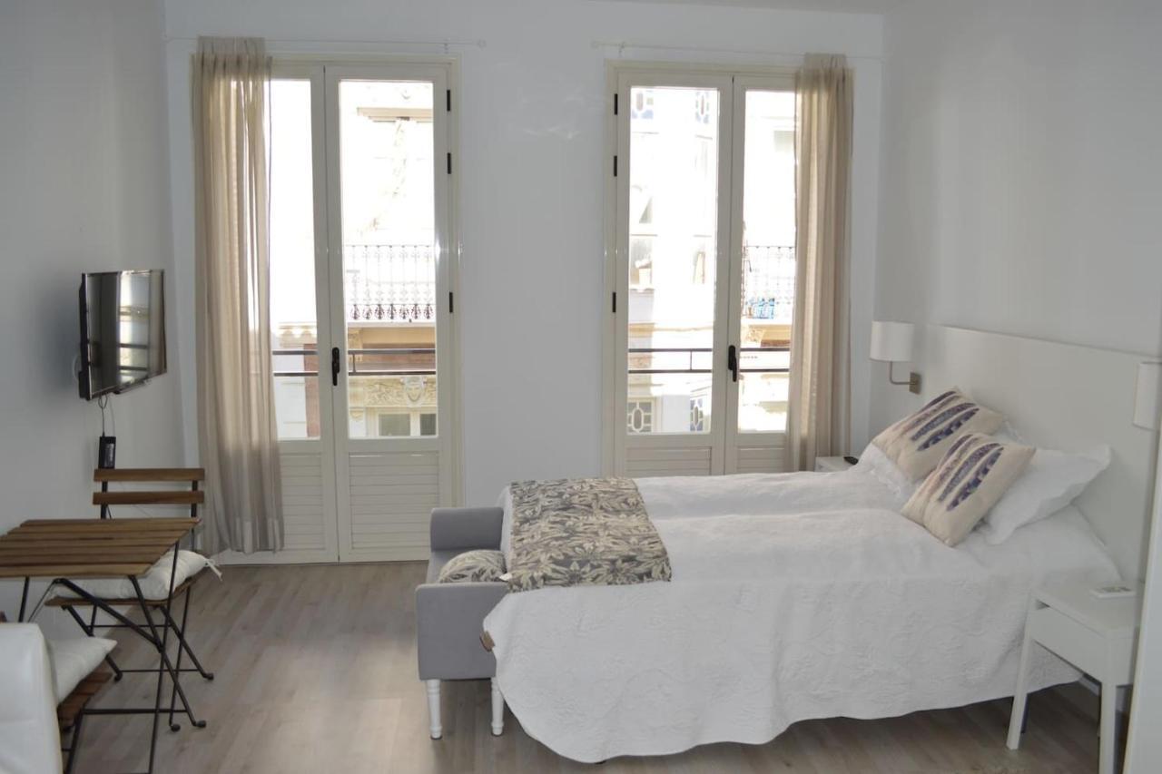 Modern Studio Flat Close To Plaza Merced Málaga Kültér fotó