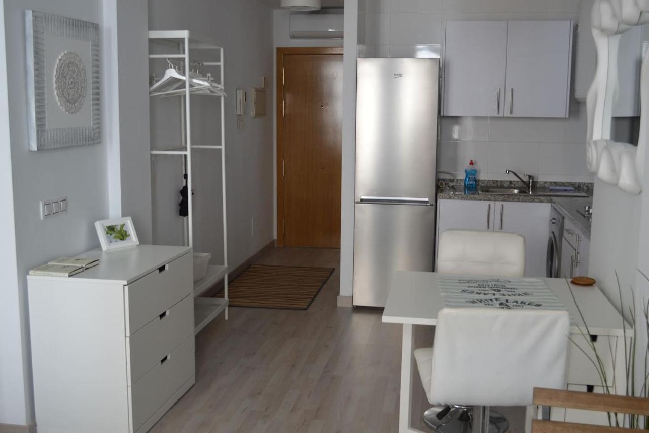 Modern Studio Flat Close To Plaza Merced Málaga Kültér fotó